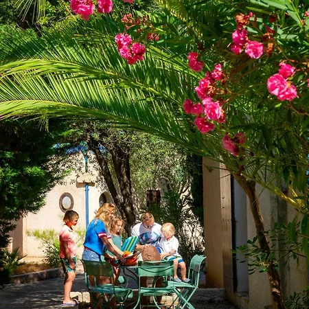 Goelia Les Jardins D'azur Апарт-отель