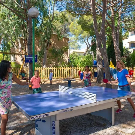 Goelia Les Jardins D'azur 3* Сен-Рафаэль